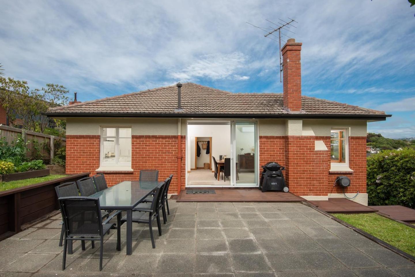 Stunning Family Home In Andersons Bay Dunedin Exterior photo