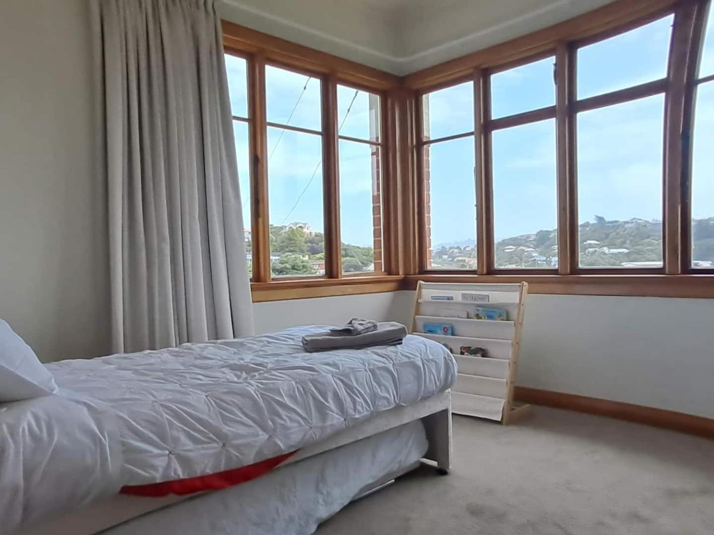 Stunning Family Home In Andersons Bay Dunedin Exterior photo